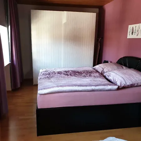 Birke 1 Apartman *